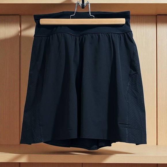 SPANX Get Moving Athletic Skort - M - Picture 1 of 7